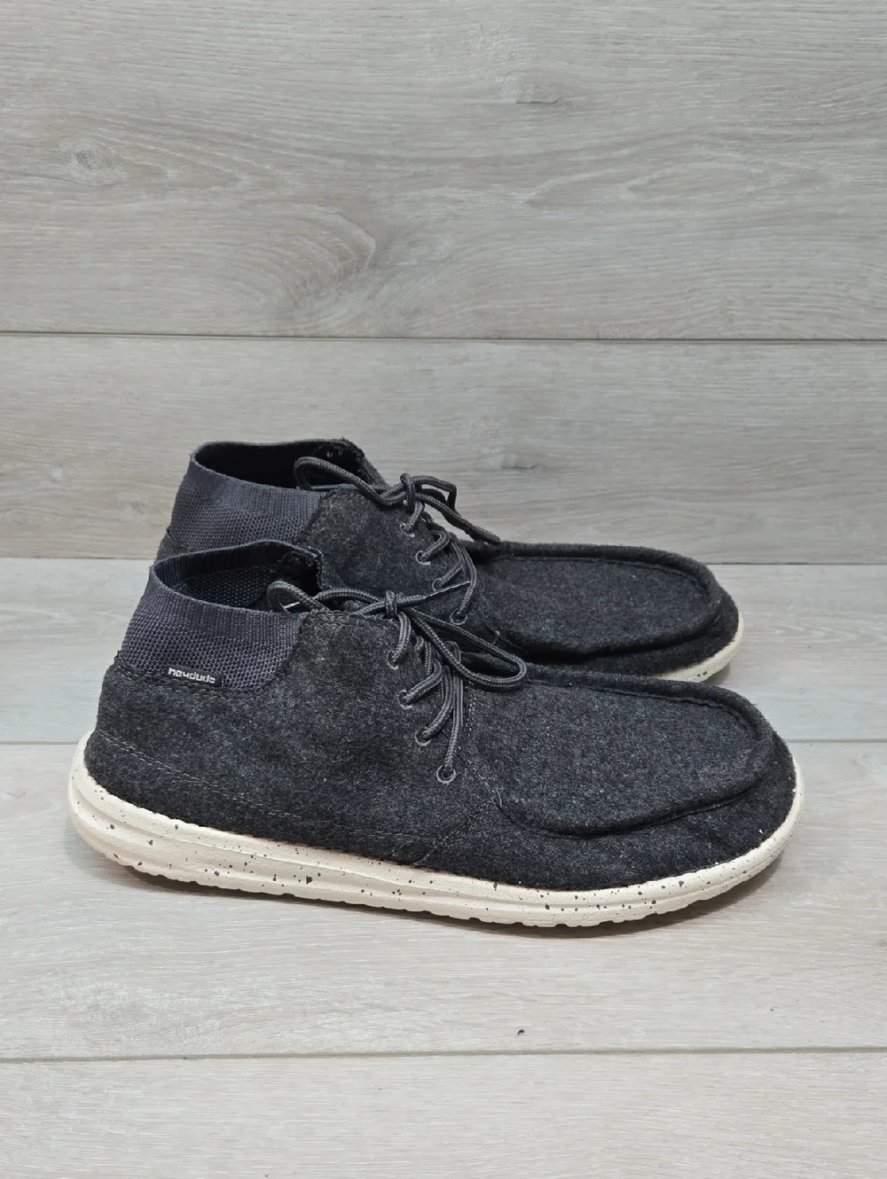 Hey Dude Men's Wayne Charcoal Chukka Boots Shoes Snrakers  Sz 10